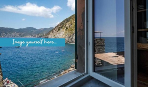 Maemuna Sea View Vernazza